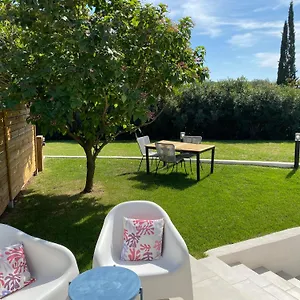 Logement Independant Dans Avec Jardin Appartement